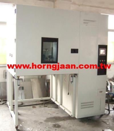 温度、湿度、振动三综合试验箱图片